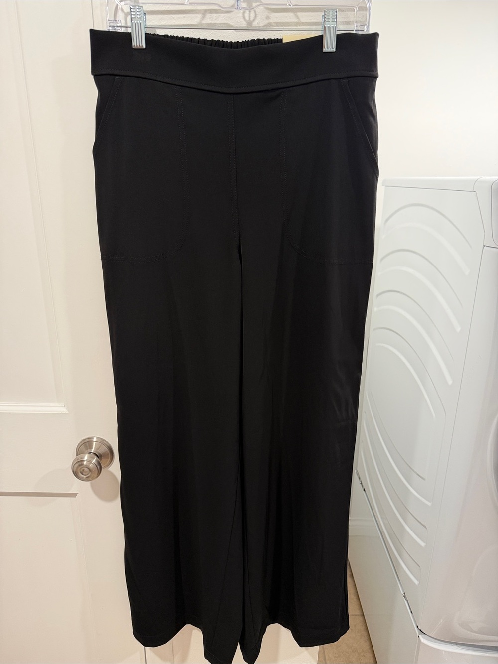 Max Studio Black High-Waist Wide Leg Pant